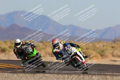 media/Oct-29-2022-CVMA (Sat) [[14c0aa3b66]]/Race 8 Supersport Middleweight/Folder 2/